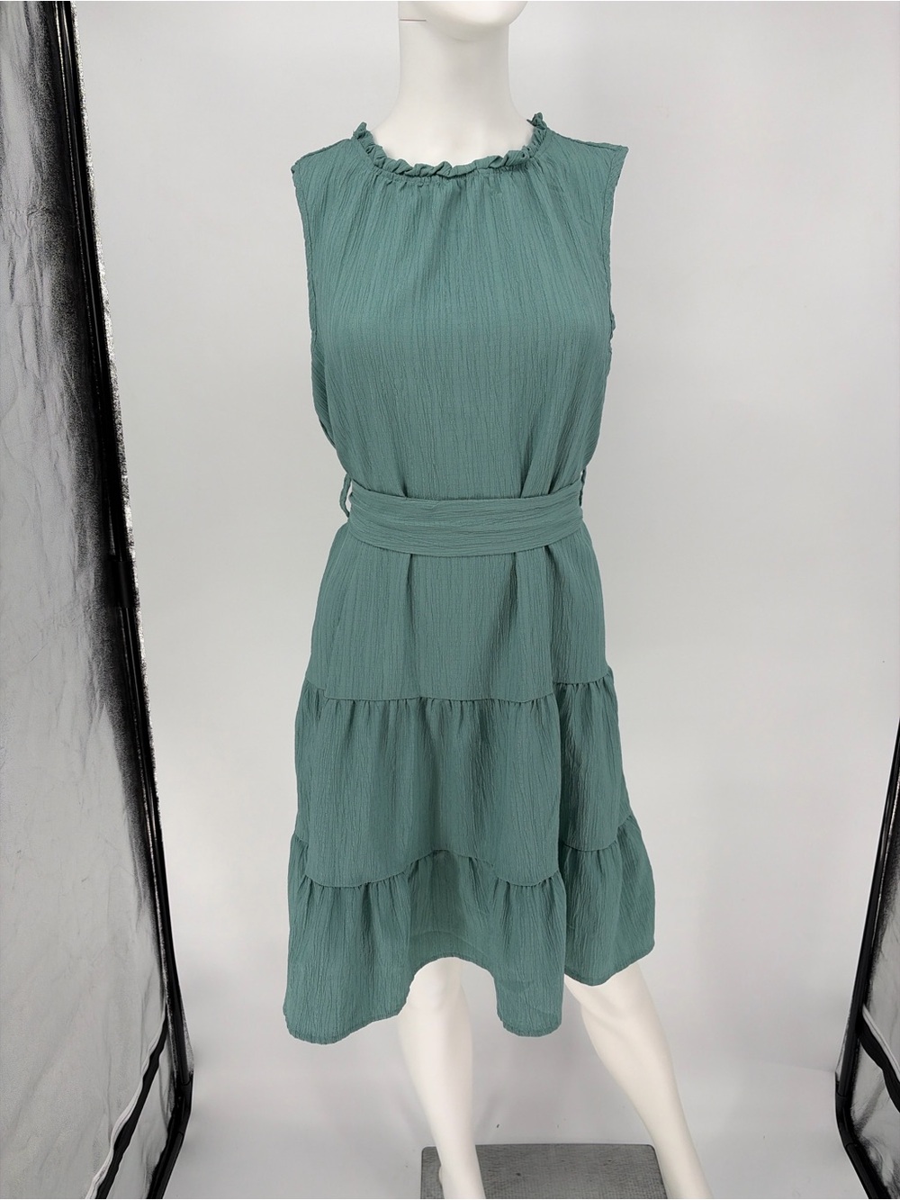 SHEIN Sleeveless Tiered Midi Dress in Teal Green
